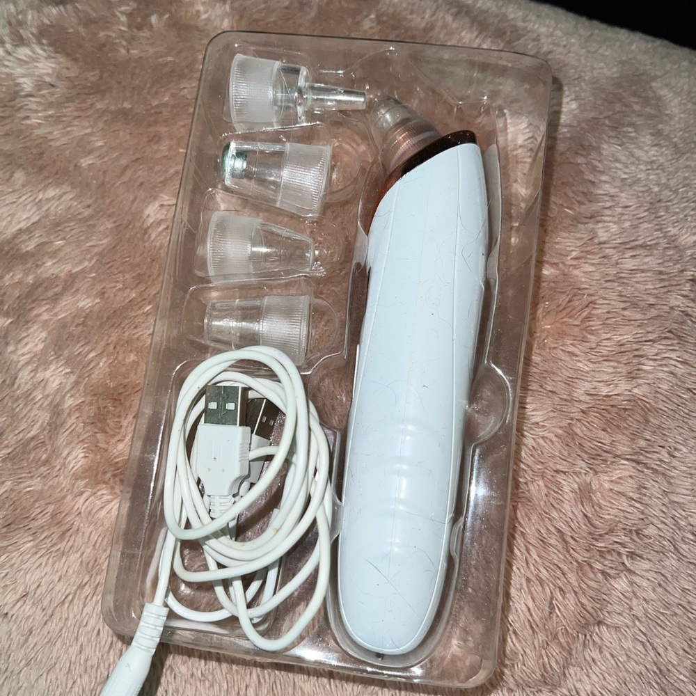 Face cleaning tool